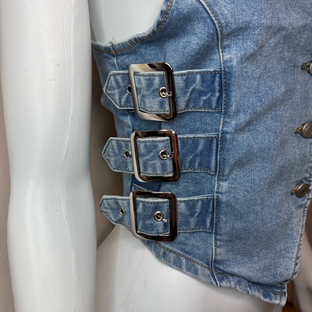Light blue denim vest with buckle details on the sides - Picture 3 of 8